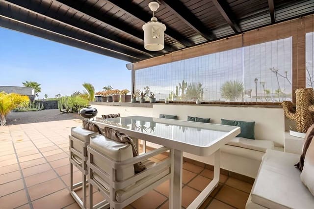 2 quarto Moradia para venda em Playa Blanca, Yaiza com piscina - 498 000 € (Ref: 10023485)
