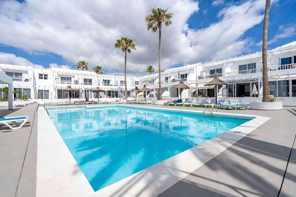 2 Zimmer Wohnung zu verkaufen in Puerto del Carmen mit Pool - 255.000 € (Ref: 10026658)