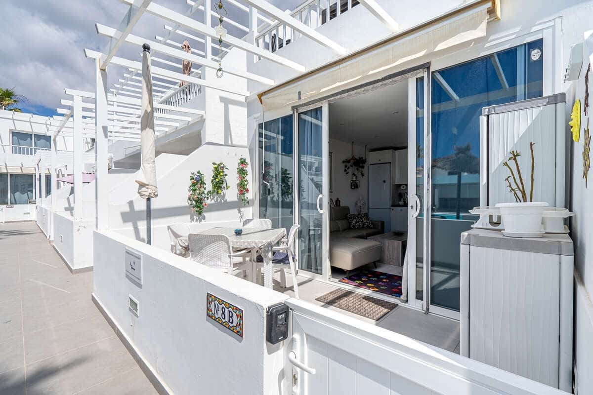 2 Zimmer Wohnung zu verkaufen in Puerto del Carmen mit Pool - 255.000 € (Ref: 10026658)