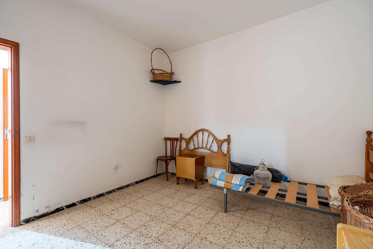 5 bedroom Villa for sale in San Bartolome - € 285,000 (Ref: 10040256)