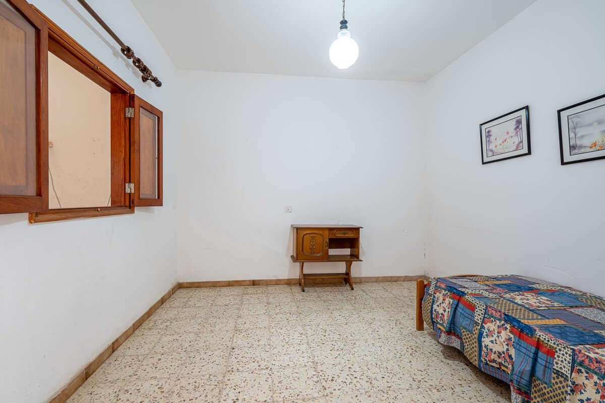 5 bedroom Villa for sale in San Bartolome - € 285,000 (Ref: 10040256)