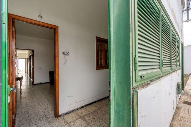 5 soveværelse Villa til salg i San Bartolomé - € 285.000 (Ref: 10040256)