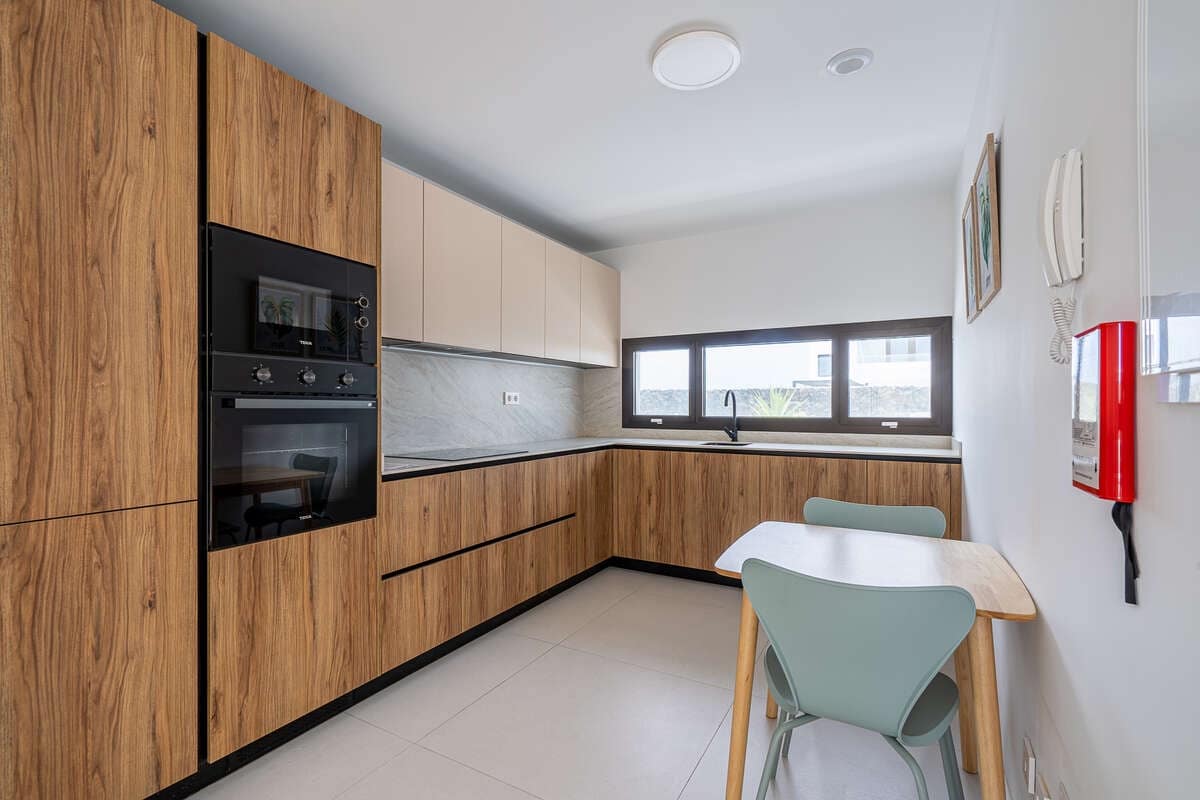 4 quarto Moradia para venda em Playa Blanca com piscina garagem - 580 000 € (Ref: 10088730)