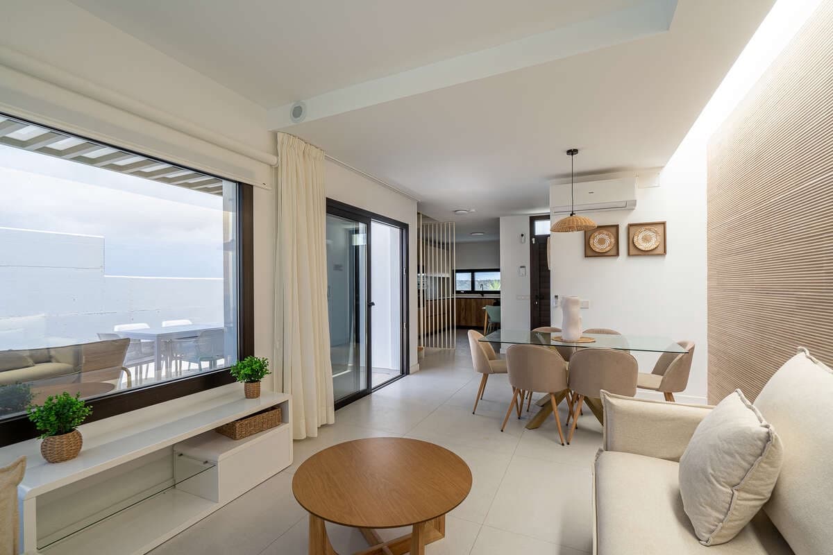 4 quarto Moradia para venda em Playa Blanca com piscina garagem - 580 000 € (Ref: 10088730)