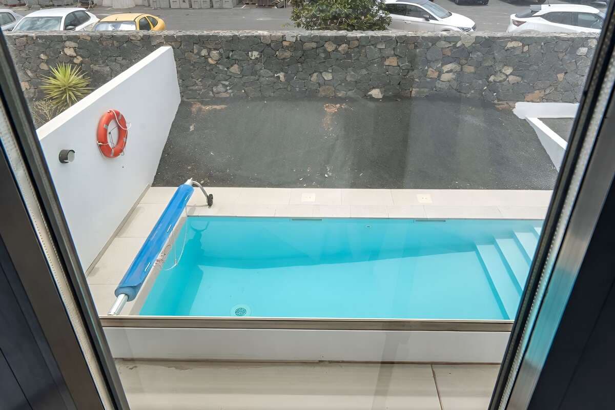 4 quarto Moradia para venda em Playa Blanca com piscina garagem - 580 000 € (Ref: 10088730)