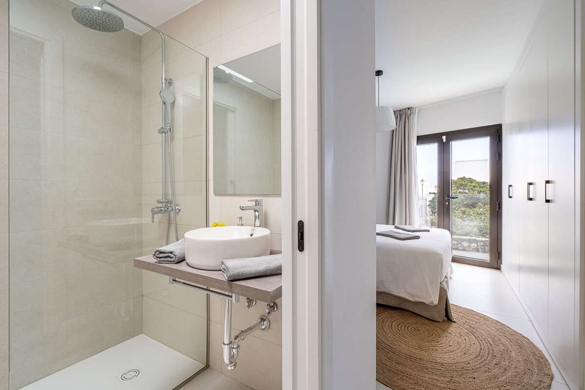 4 quarto Moradia para venda em Playa Blanca com piscina garagem - 580 000 € (Ref: 10088730)