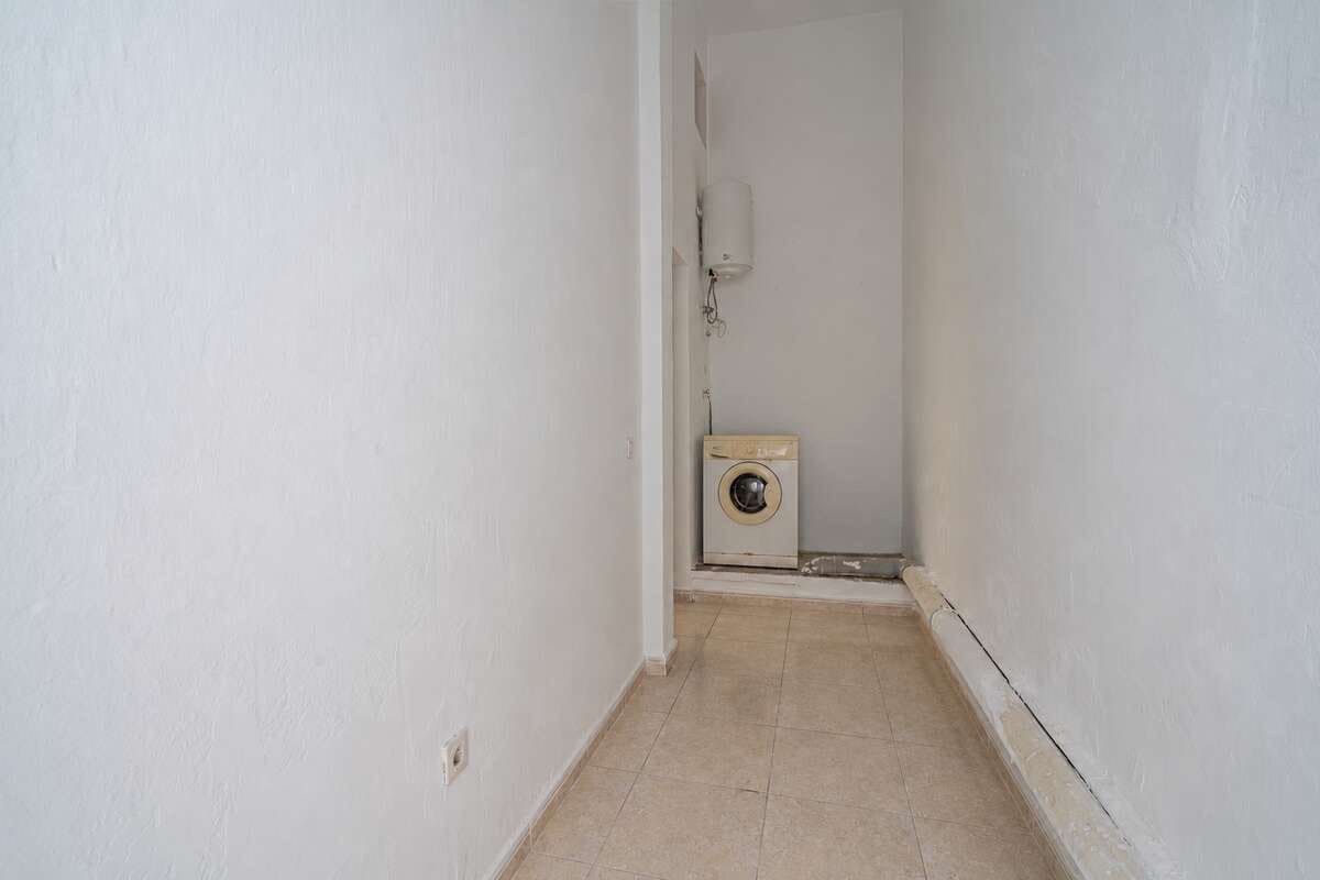 2 bedroom Flat for sale in Arrecife - € 210,000 (Ref: 10097448)
