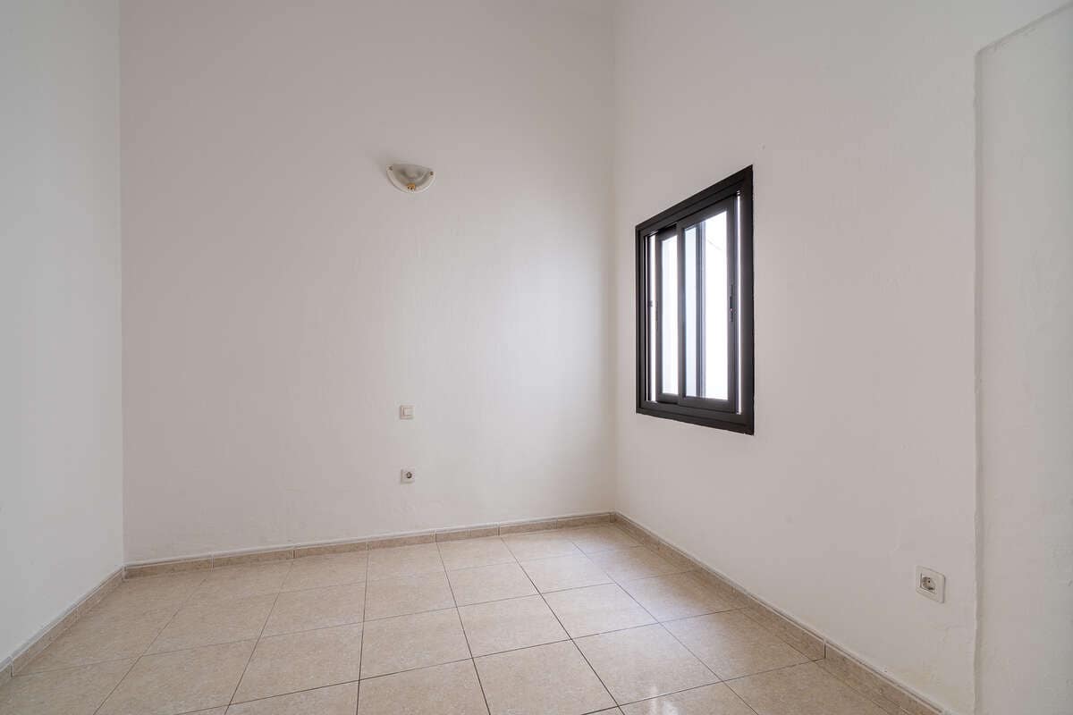 2 bedroom Flat for sale in Arrecife - € 210,000 (Ref: 10097448)