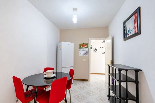 Piso de 3 habitaciones en Arrecife en venta - 225.000 € (Ref: 10108703)