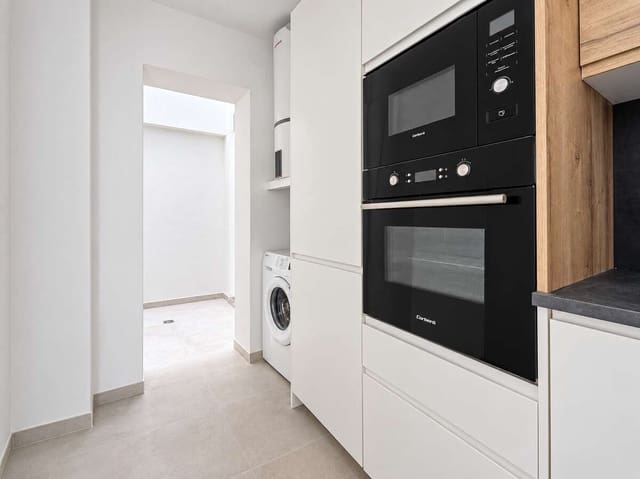 2 quarto Apartamento para venda em Arrecife - 315 000 € (Ref: 10127576)