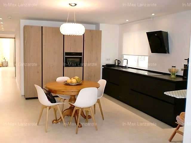 4 soveværelse Lejlighed til salg i Arrecife med garage - € 695.000 (Ref: 10141591)