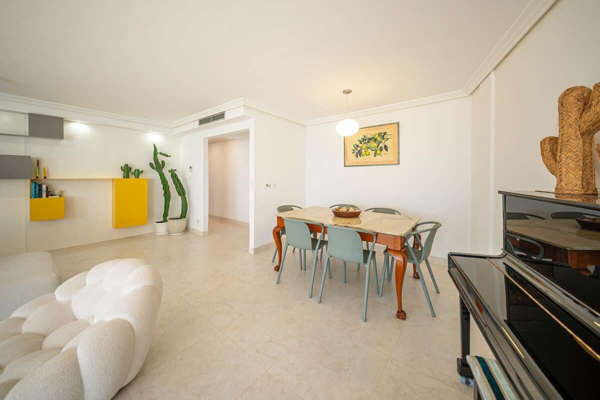 4 soveværelse Lejlighed til salg i Arrecife med garage - € 695.000 (Ref: 10141591)