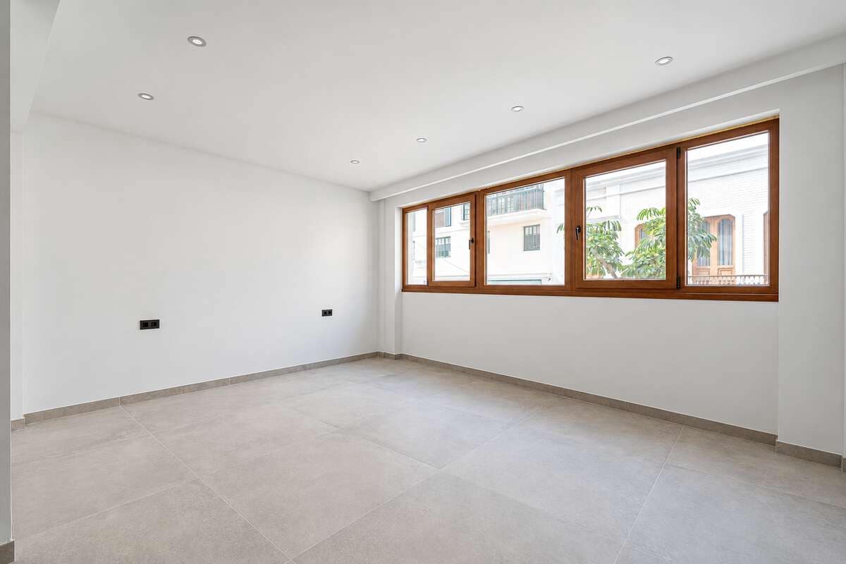 2 bedroom Flat for sale in Arrecife - € 299,000 (Ref: 10157098)