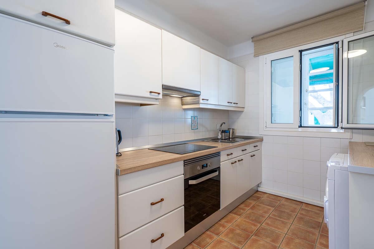 2 bedroom Apartment for sale in Costa Teguise - € 399,000 (Ref: 10157100)