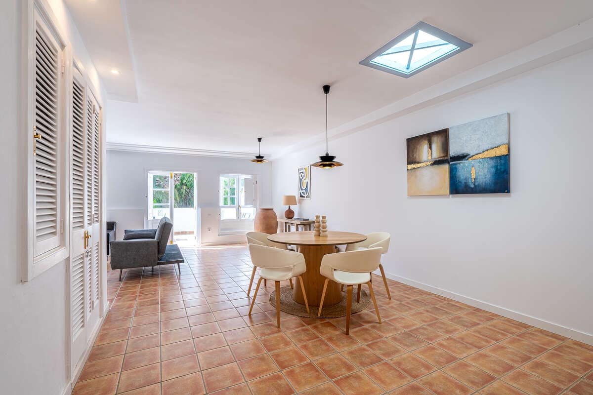 2 bedroom Apartment for sale in Costa Teguise - € 399,000 (Ref: 10157100)