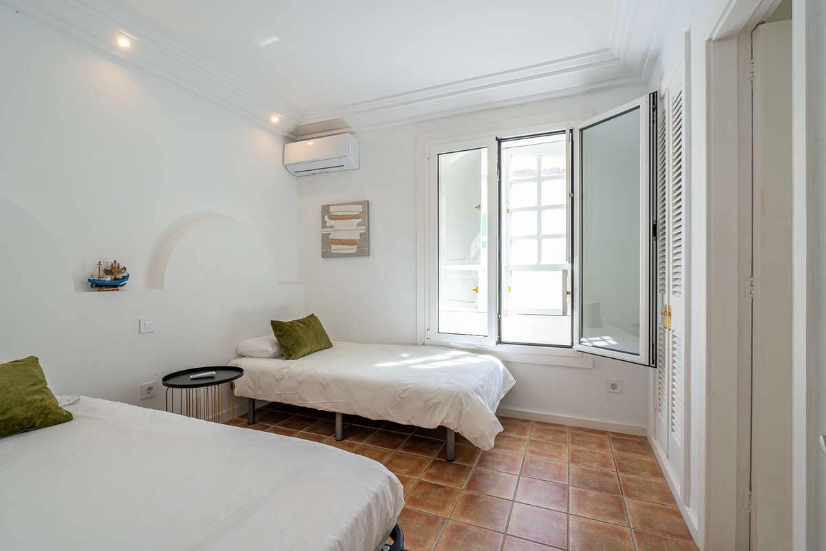 2 bedroom Apartment for sale in Costa Teguise - € 399,000 (Ref: 10157100)