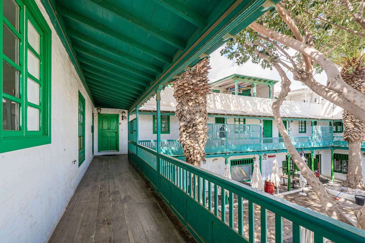 2 bedroom Apartment for sale in Costa Teguise - € 399,000 (Ref: 10157100)