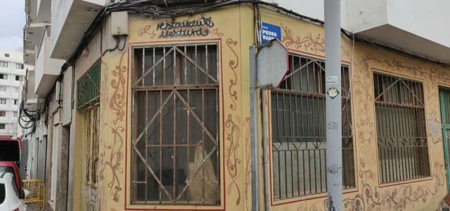 2 quarto Comercial para venda em Arrecife - 133 000 € (Ref: 10168051)