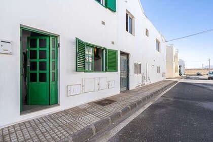 1 soverom Leilighet til salgs i Caleta de Famara, Teguise - € 295 000 (Ref: 10170447)