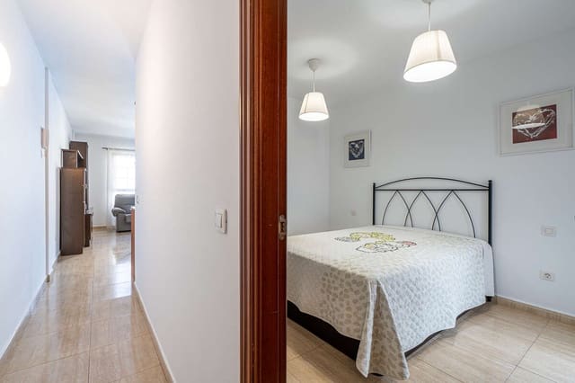 1 soverom Leilighet til salgs i Arrecife - € 179 000 (Ref: 10170448)