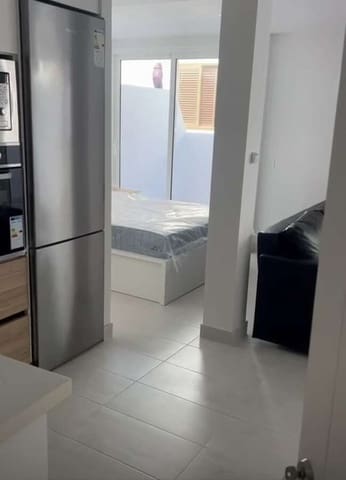 Studio te huur in Arrecife - € 1.150 (Ref: 10174848)