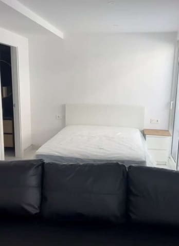 Studio te huur in Arrecife - € 1.150 (Ref: 10174848)