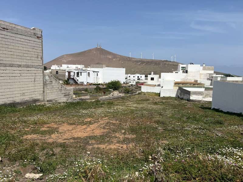 Działka budowlana na sprzedaż w San Bartolome - 265 000 € (Ref: 6838633)