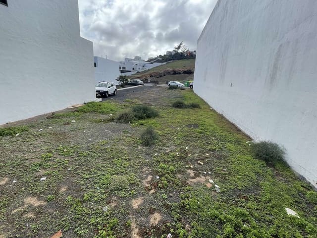 Byggetomt til salgs i Tinajo - € 225 000 (Ref: 7183767)