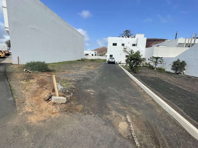 Solar/Parcela en Tinajo en venta - 225.000 € (Ref: 7183767)