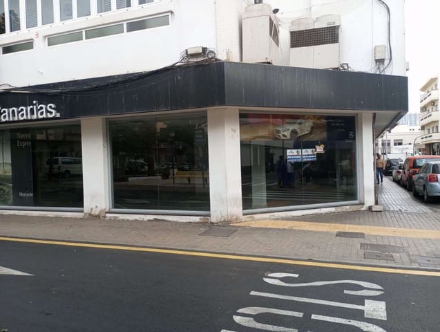 Erhverv til salg i Arrecife - € 1.300.000 (Ref: 7863714)