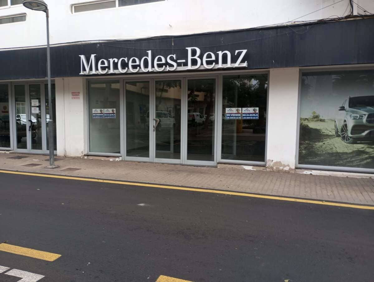 Commercieel te koop in Arrecife - € 1.300.000 (Ref: 7863714)