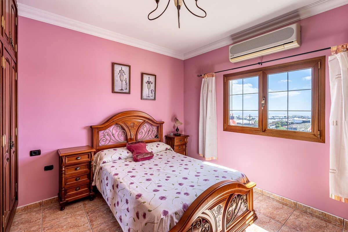 3 sypialnia Willa na sprzedaż w Tias z basenem garażem - 840 000 € (Ref: 8151783)