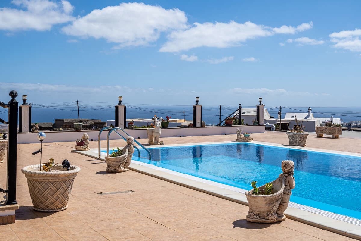 3 sypialnia Willa na sprzedaż w Tias z basenem garażem - 840 000 € (Ref: 8151783)