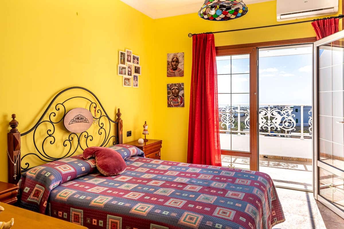 3 sypialnia Willa na sprzedaż w Tias z basenem garażem - 840 000 € (Ref: 8151783)