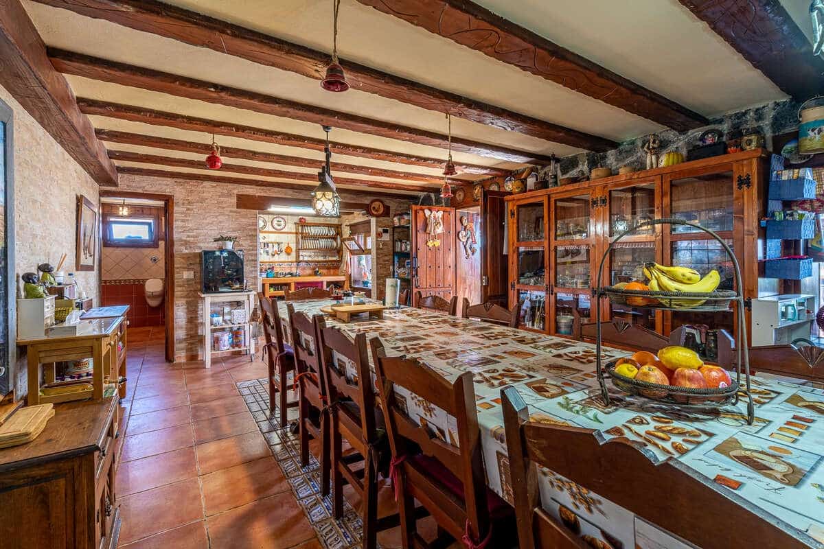 3 sypialnia Willa na sprzedaż w Tias z basenem garażem - 840 000 € (Ref: 8151783)