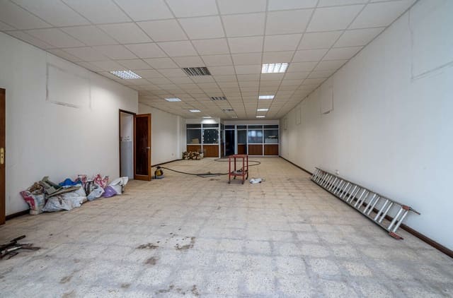 Erhverv til salg i Arrecife - € 330.000 (Ref: 8494747)