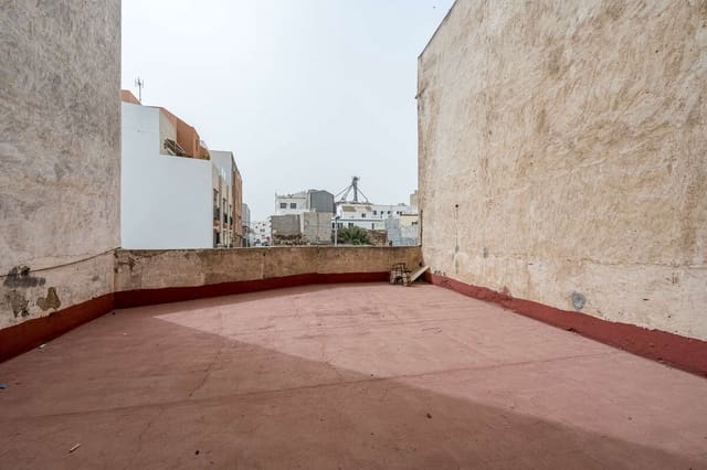 Local Comercial en Arrecife en venta - 330.000 € (Ref: 8494747)