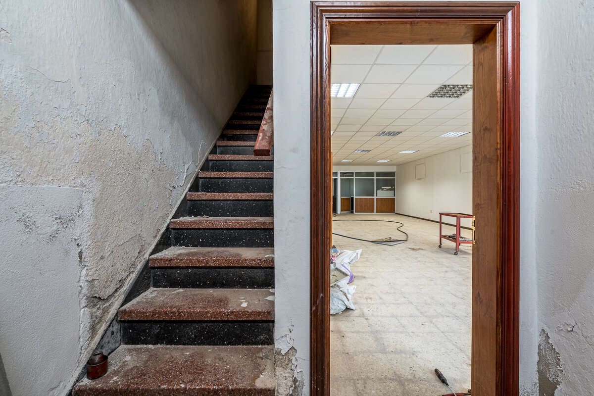 Commercial for sale in Arrecife - € 310,000 (Ref: 8494747)