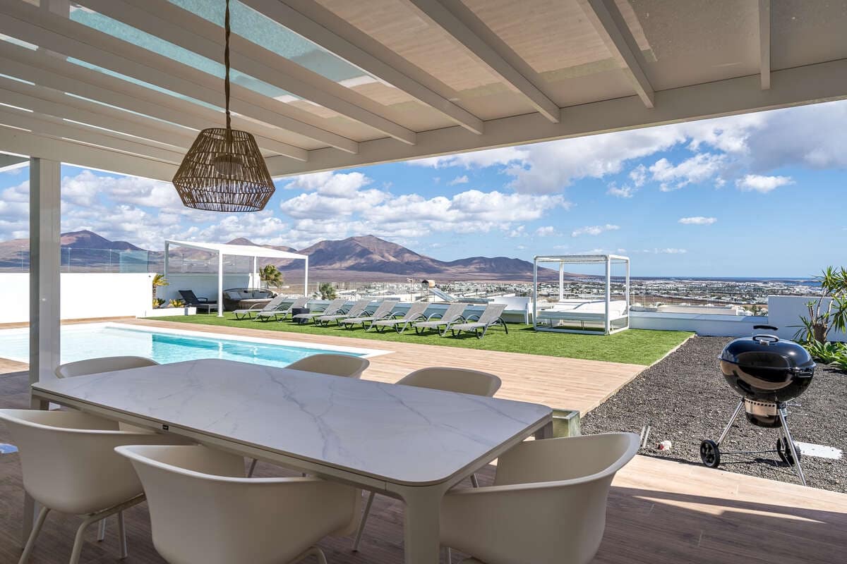 5 soveværelse Villa til salg i Montana Roja med swimmingpool garage - € 990.000 (Ref: 8616024)