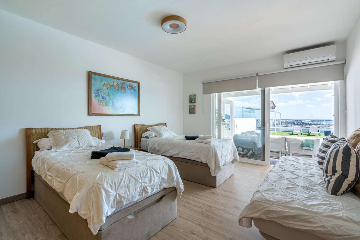 5 soveværelse Villa til salg i Montana Roja med swimmingpool garage - € 990.000 (Ref: 8616024)