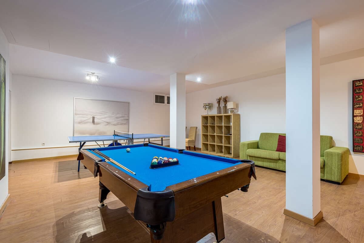 5 soveværelse Villa til salg i Montana Roja med swimmingpool garage - € 990.000 (Ref: 8616024)