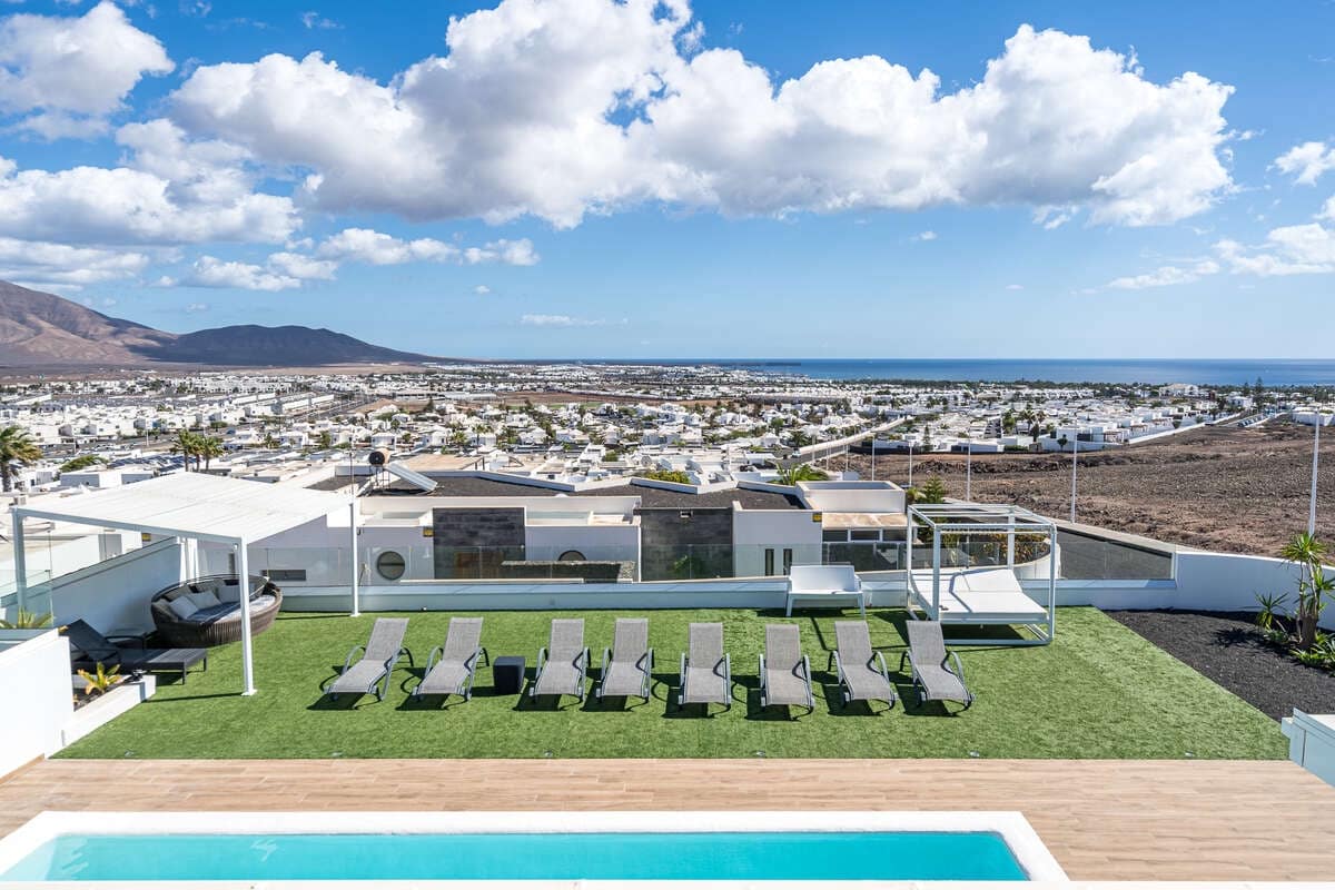 5 soveværelse Villa til salg i Montana Roja med swimmingpool garage - € 990.000 (Ref: 8616024)