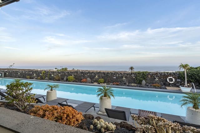 12 soveværelse Villa til salg i Macher, Tías med swimmingpool - € 2.500.000 (Ref: 8759469)