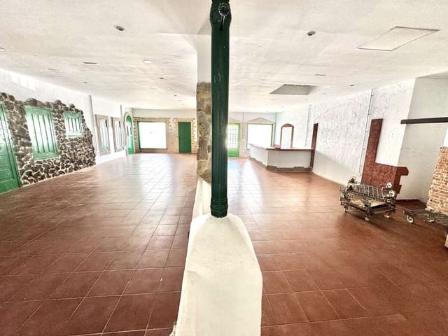 Erhverv til salg i Costa Teguise, Teguise - € 180.000 (Ref: 8812021)