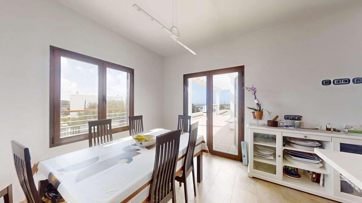 4 soveværelse Villa til salg i Las Brenas med swimmingpool garage - € 1.472.500 (Ref: 8836100)