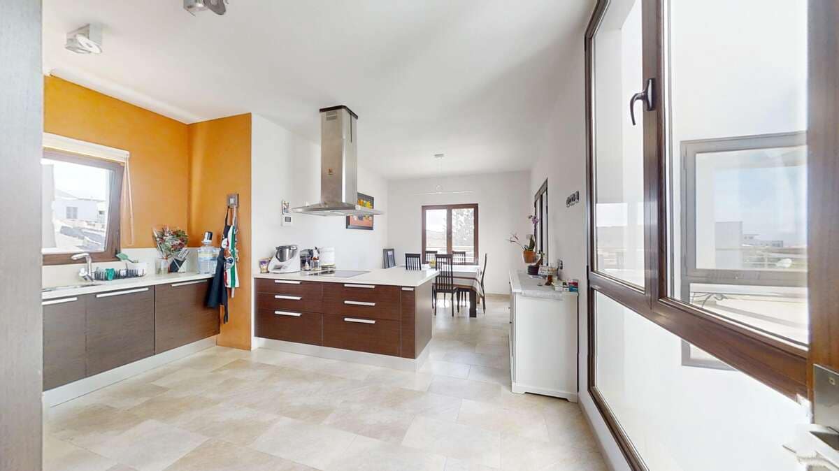 4 soveværelse Villa til salg i Las Brenas med swimmingpool garage - € 1.472.500 (Ref: 8836100)