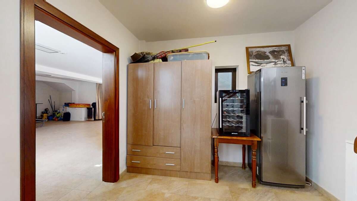 4 soveværelse Villa til salg i Las Brenas med swimmingpool garage - € 1.472.500 (Ref: 8836100)