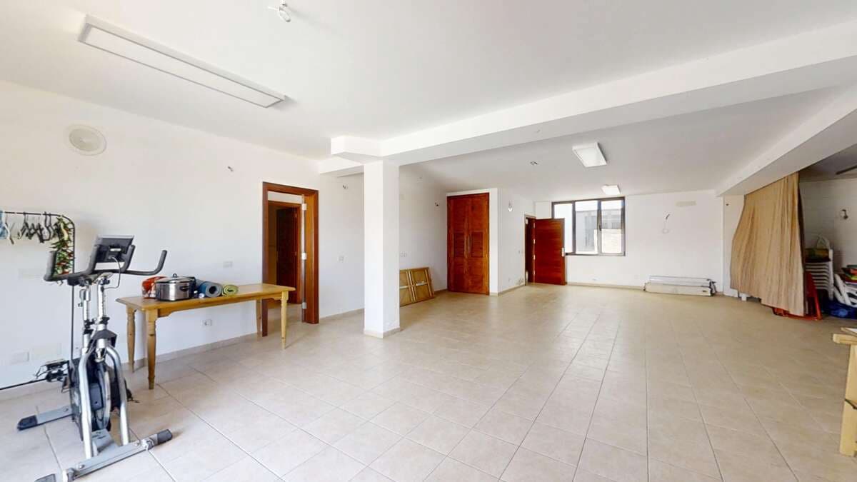 4 soveværelse Villa til salg i Las Brenas med swimmingpool garage - € 1.472.500 (Ref: 8836100)