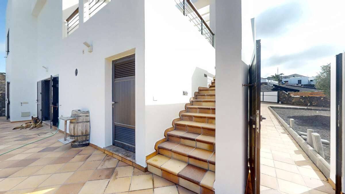 4 soveværelse Villa til salg i Las Brenas med swimmingpool garage - € 1.472.500 (Ref: 8836100)