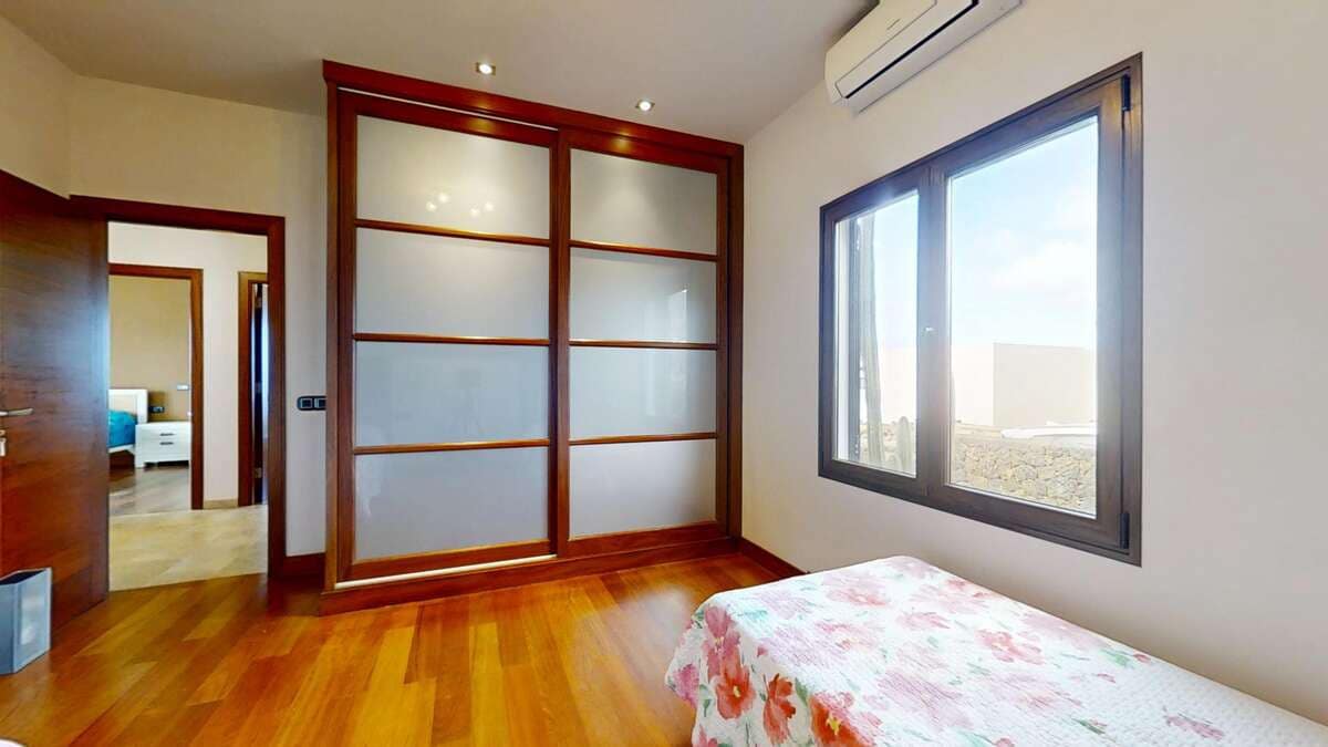 4 quarto Moradia para venda em Las Brenas com piscina garagem - 1 472 500 € (Ref: 8836100)